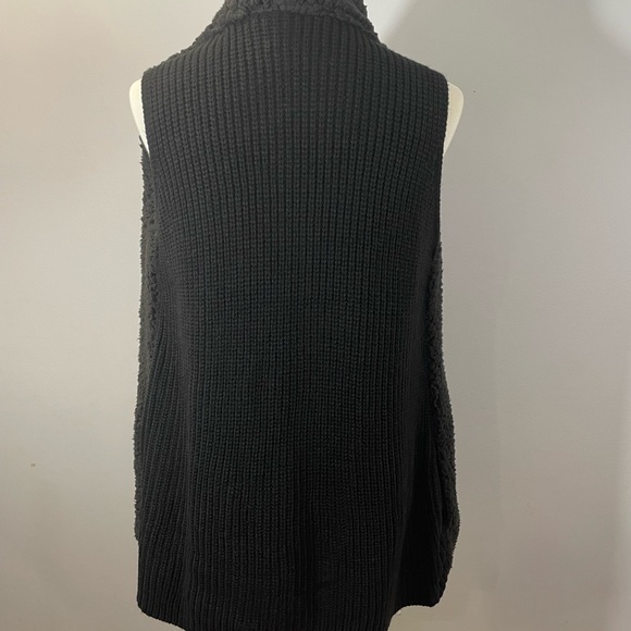 NWOT Soft Surroundings Faux Fur Sweater Vest - Picture 2 of 8